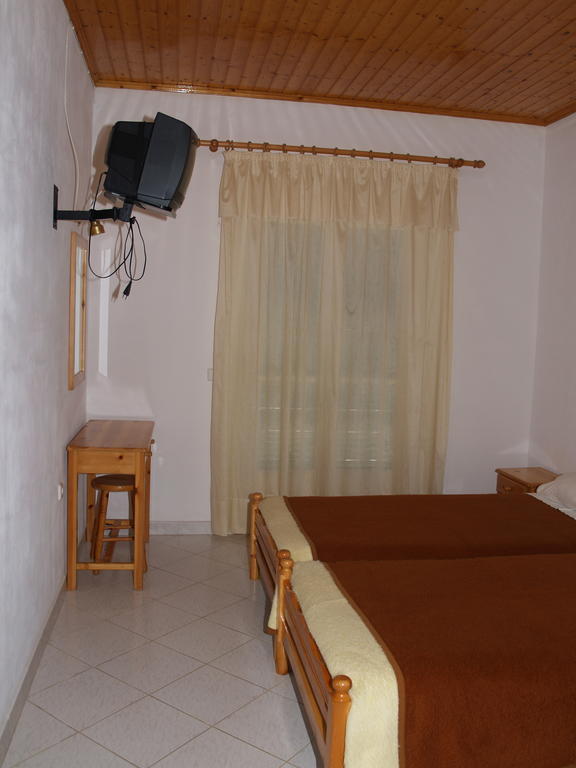 Angeliki Apart otel Vitaládes Oda fotoğraf