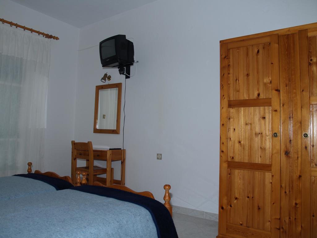 Angeliki Apart otel Vitaládes Oda fotoğraf
